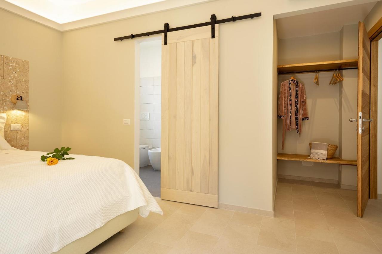La Via Rooms And Terrace 奧爾比亞 外观 照片