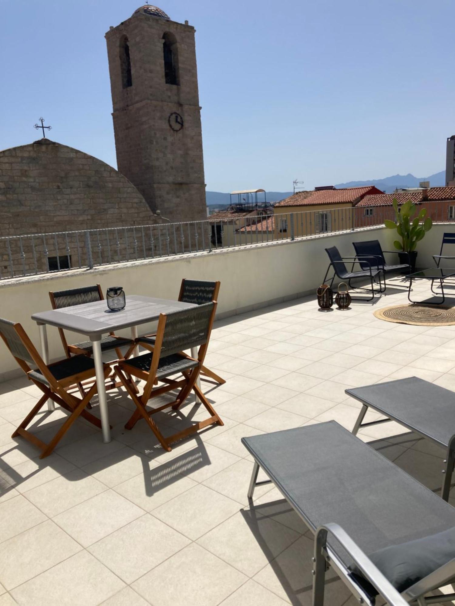 La Via Rooms And Terrace 奧爾比亞 外观 照片